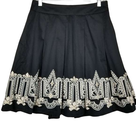 WHBM Black White Gold Art Deco Geometric Pleated Circle Skirt Size 4 - Picture 1 of 9